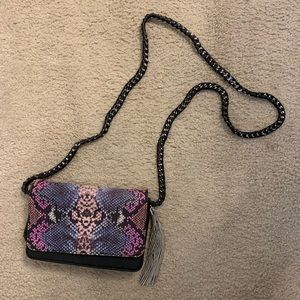 Crossbody purse